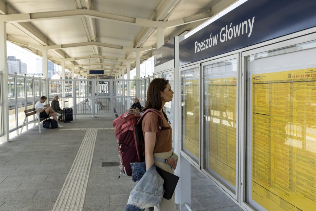 csm_Stacja_Rzeszow_pasazer_aut._Lukasz_Brylowski_486408e9c3