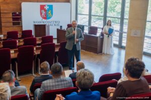 20 gmin z dofinansowaniem w programie „Uniwersytet Samorządności”